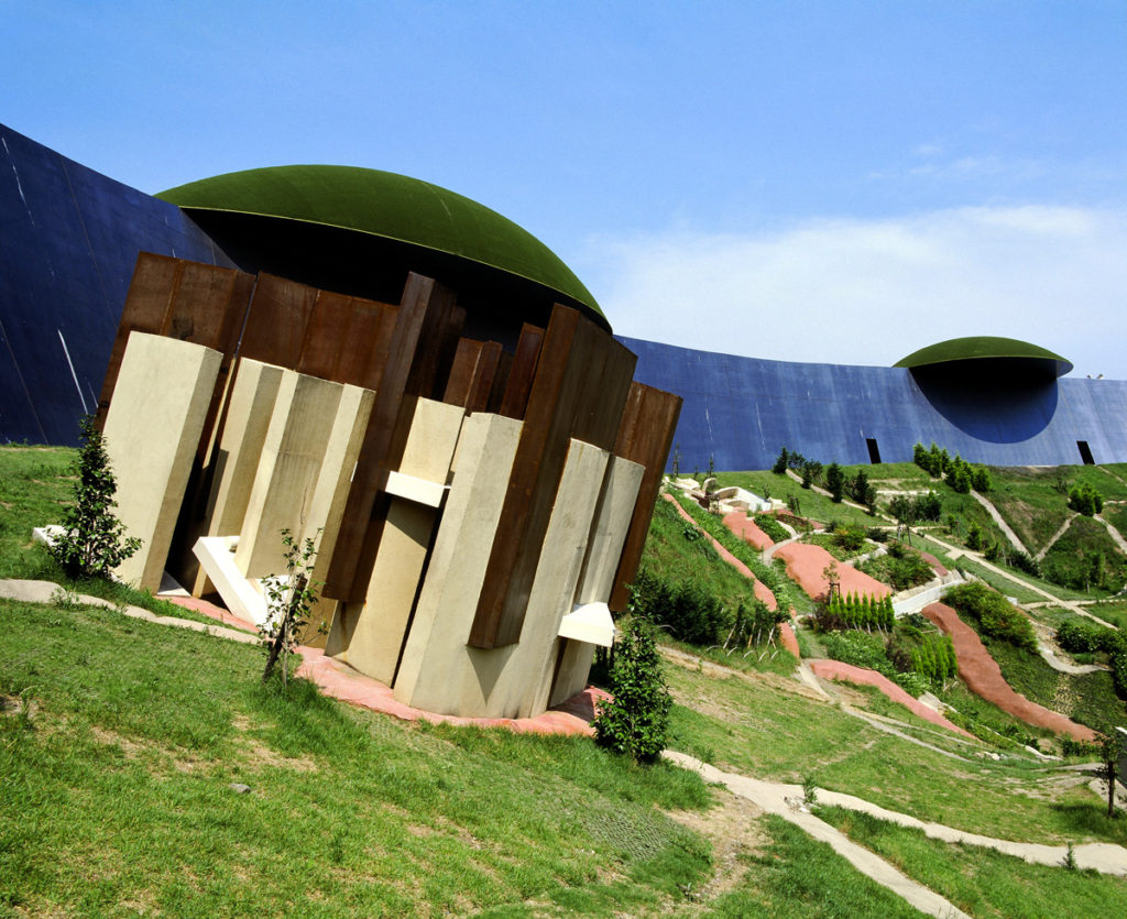 Site of Reversible Destiny—Yoro, Imaging Navel