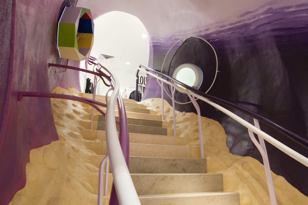 Biotopological Scale-Juggling Escalator, Dover Street Market New York