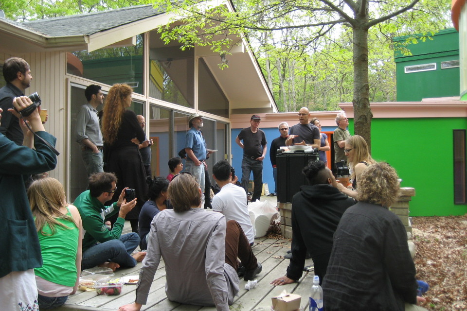A bus trip of 40 AG3 delegates to the Bioscleave House in East Hampton Long Island, NY (May 2, 2010)